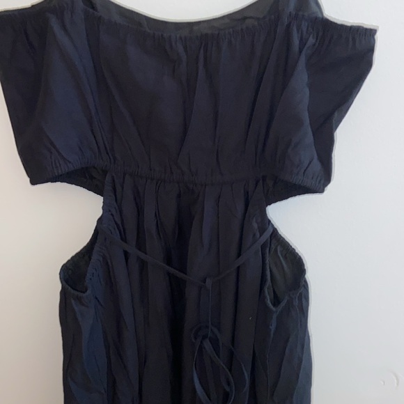 NWT Lea & Viola Tiered Side Cut Maxi Dress
Size M - Picture 6 of 8
